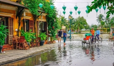 Monsoons in Vietnam: Weather and Things to Expect on Your Trip Monsoons in Vietnam: Weather and Things to Expect on Your Trip